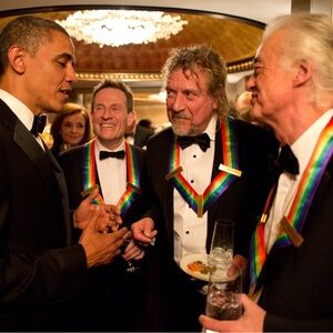 8x10 President Barack Obama speaks with surviving members of Led Zeppelin Photo